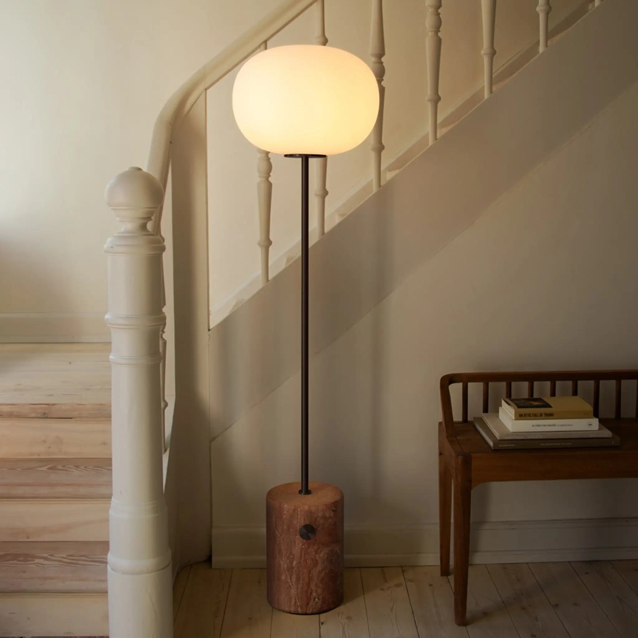 JWDA golvlampa