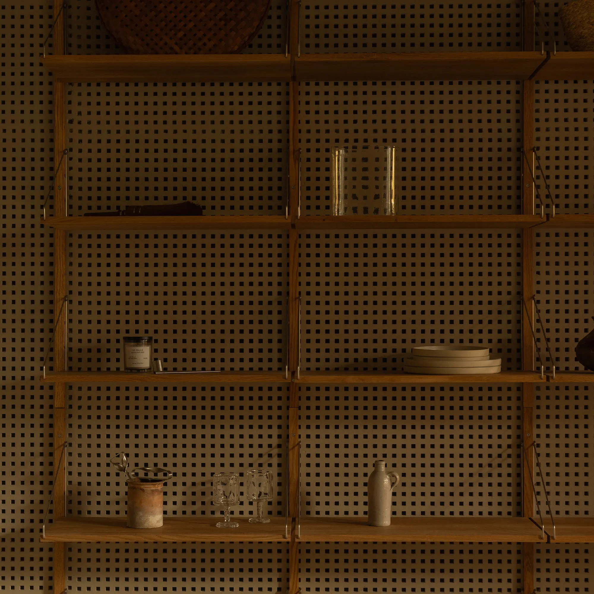 10725730__P_image_12e92634-9dae-4fa1-a939-157e979200e9