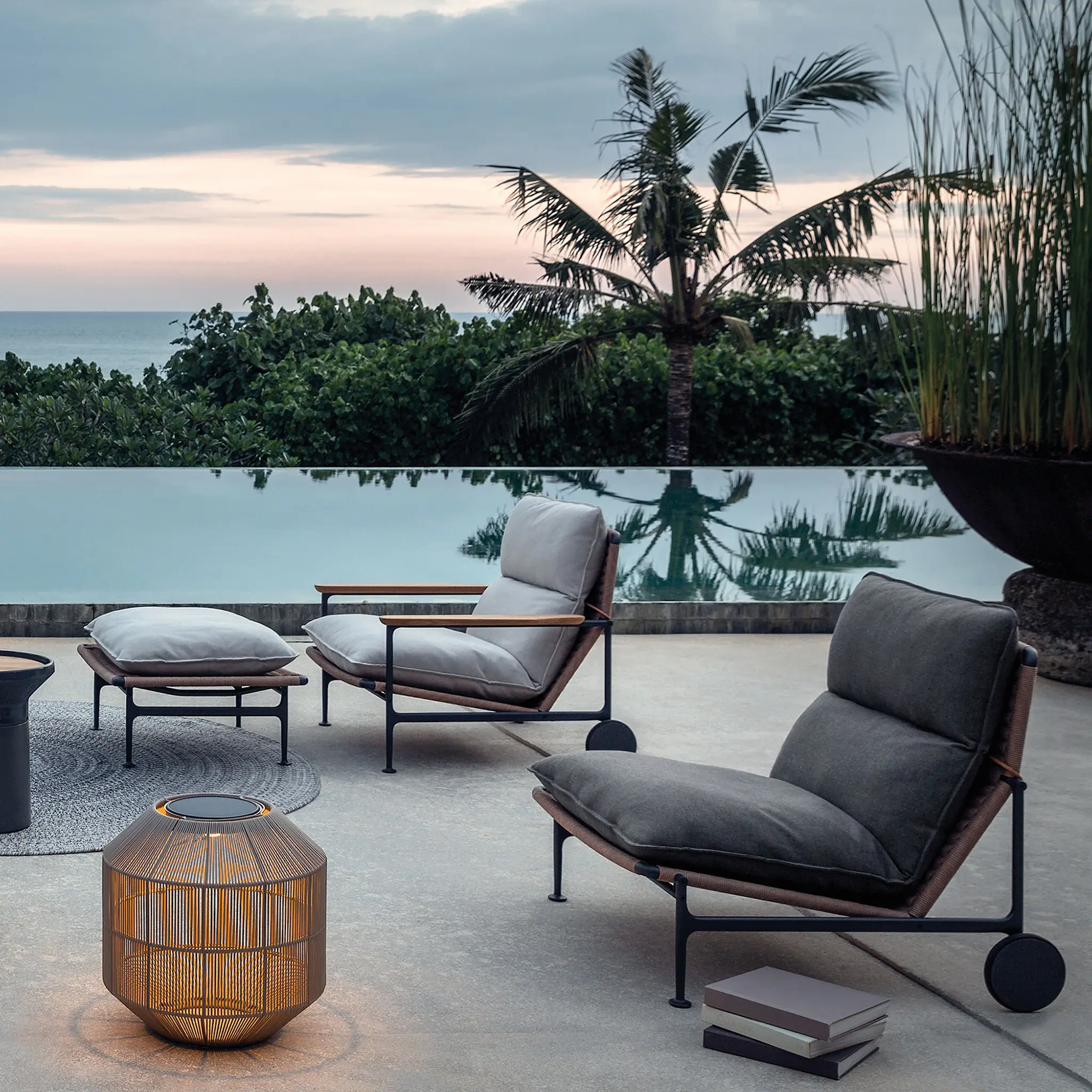 Zenith Ottoman - Meteor