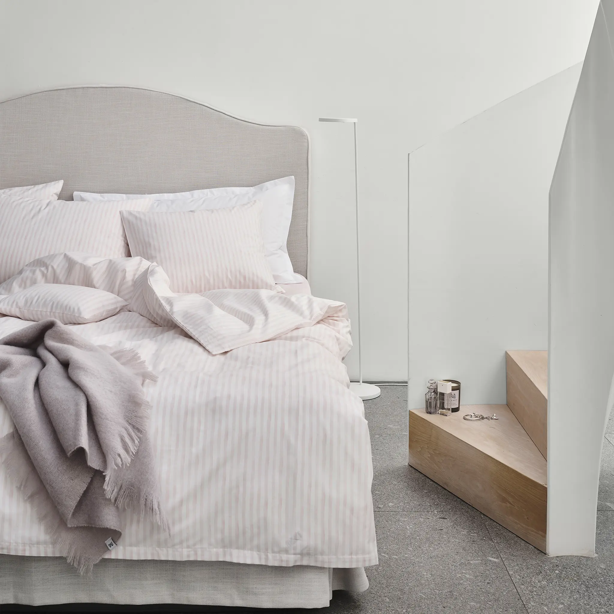 Carlita Linen Ivory sänggavel