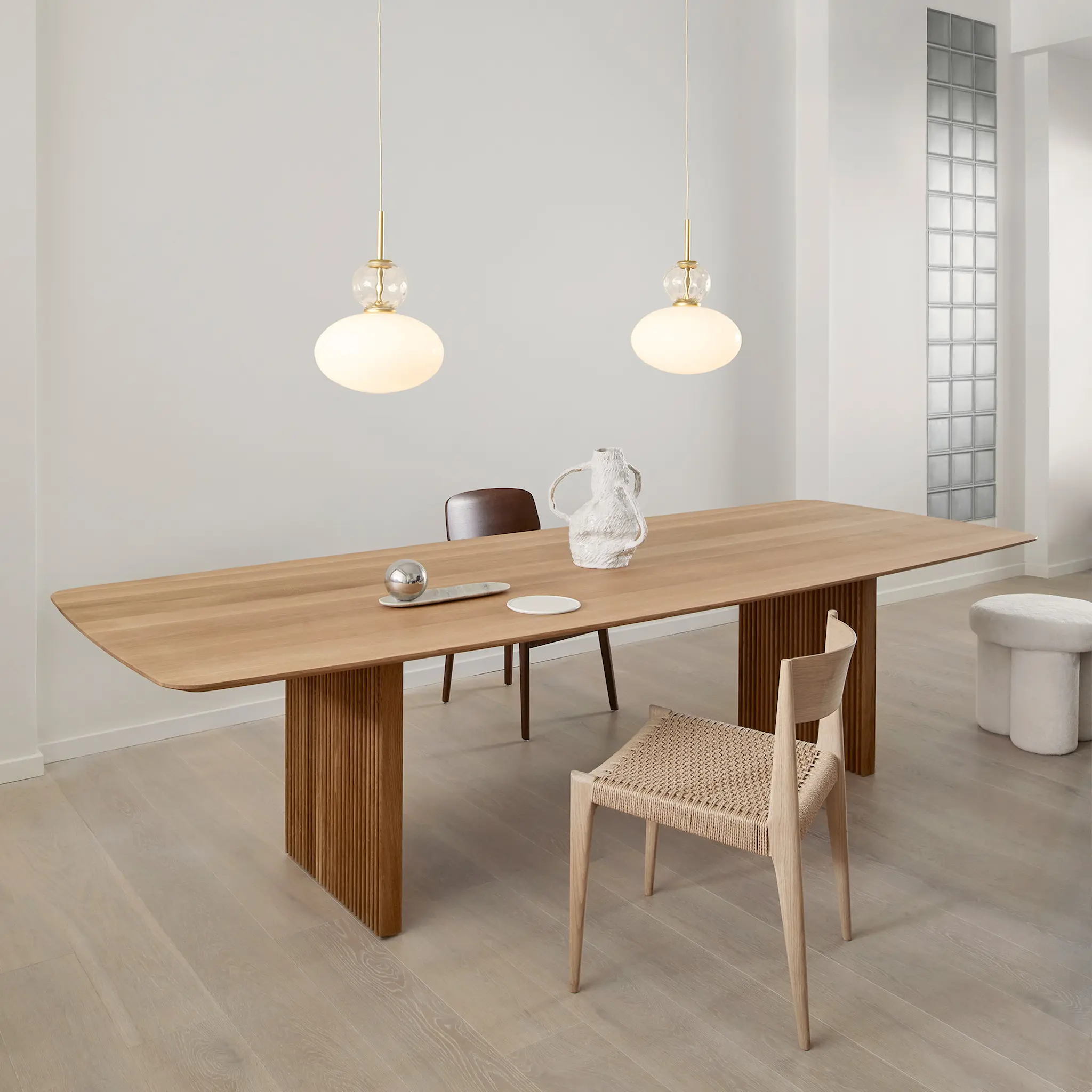 Rizzatto 32 Satin Brass/Opal White