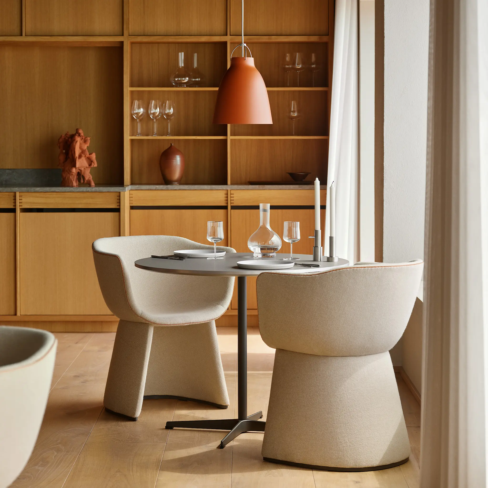A623 Cirkulär cafébord Ø90 cm
