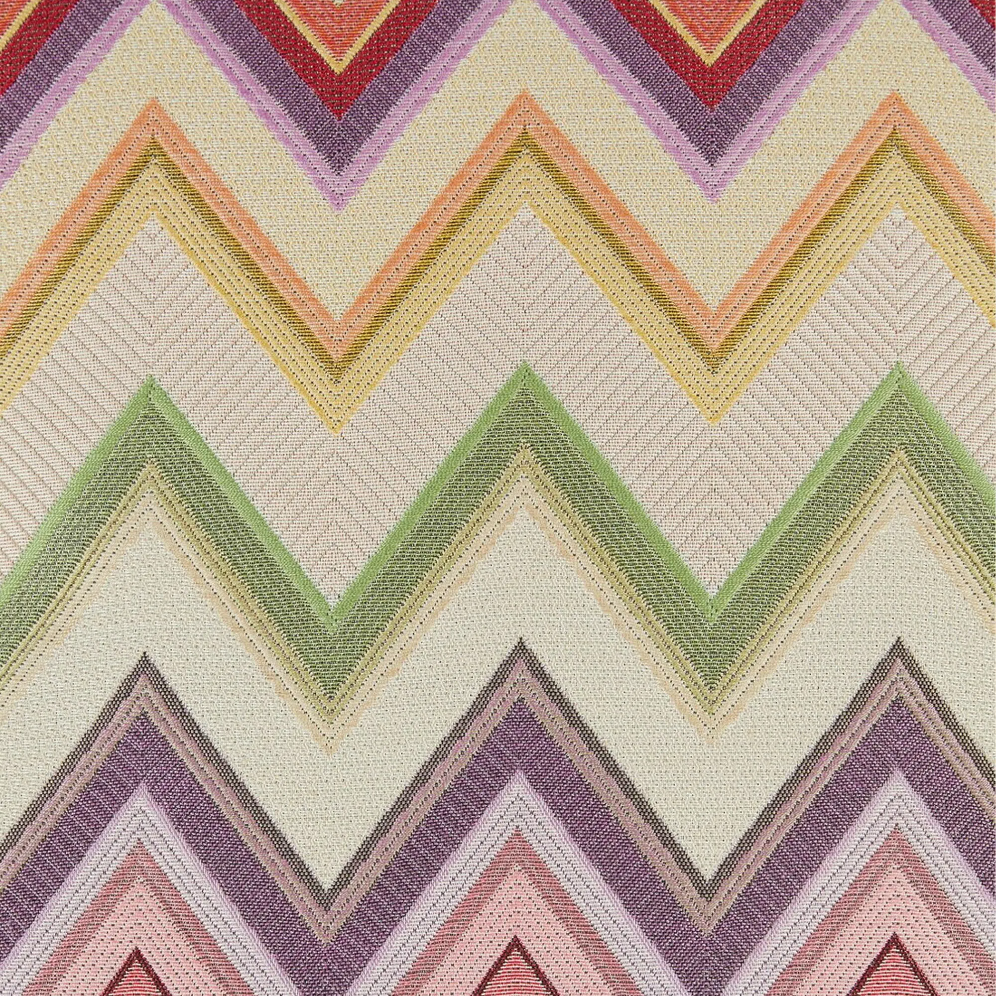 10692566__P_image_5282be8e-9c3e-412d-83c7-c8bff295b4fd