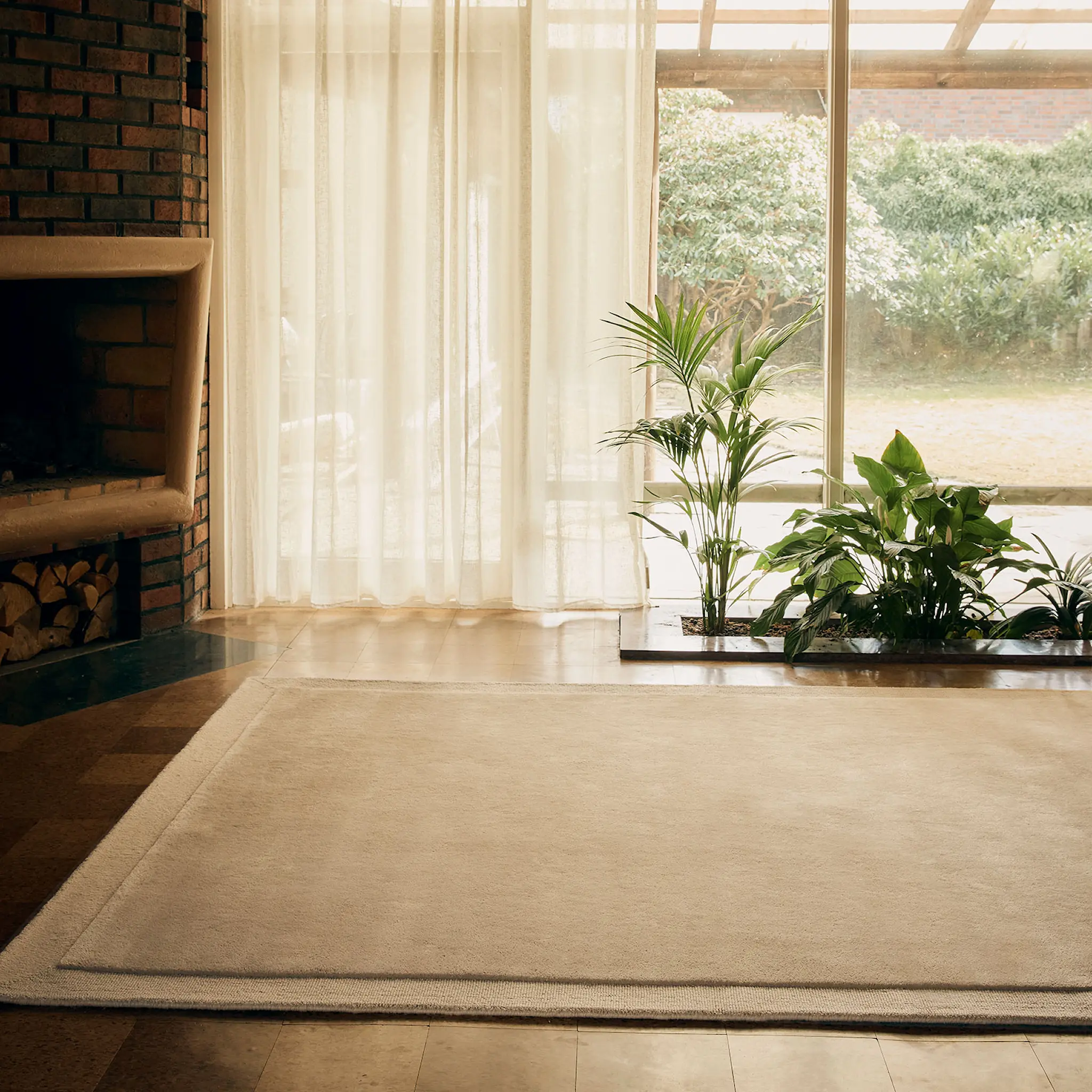Louis ullmatta warm beige