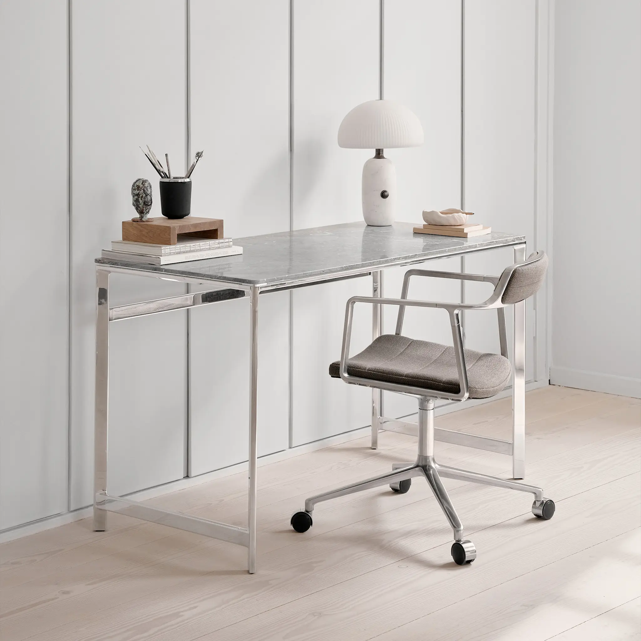 Vipp430 Studio skrivbord