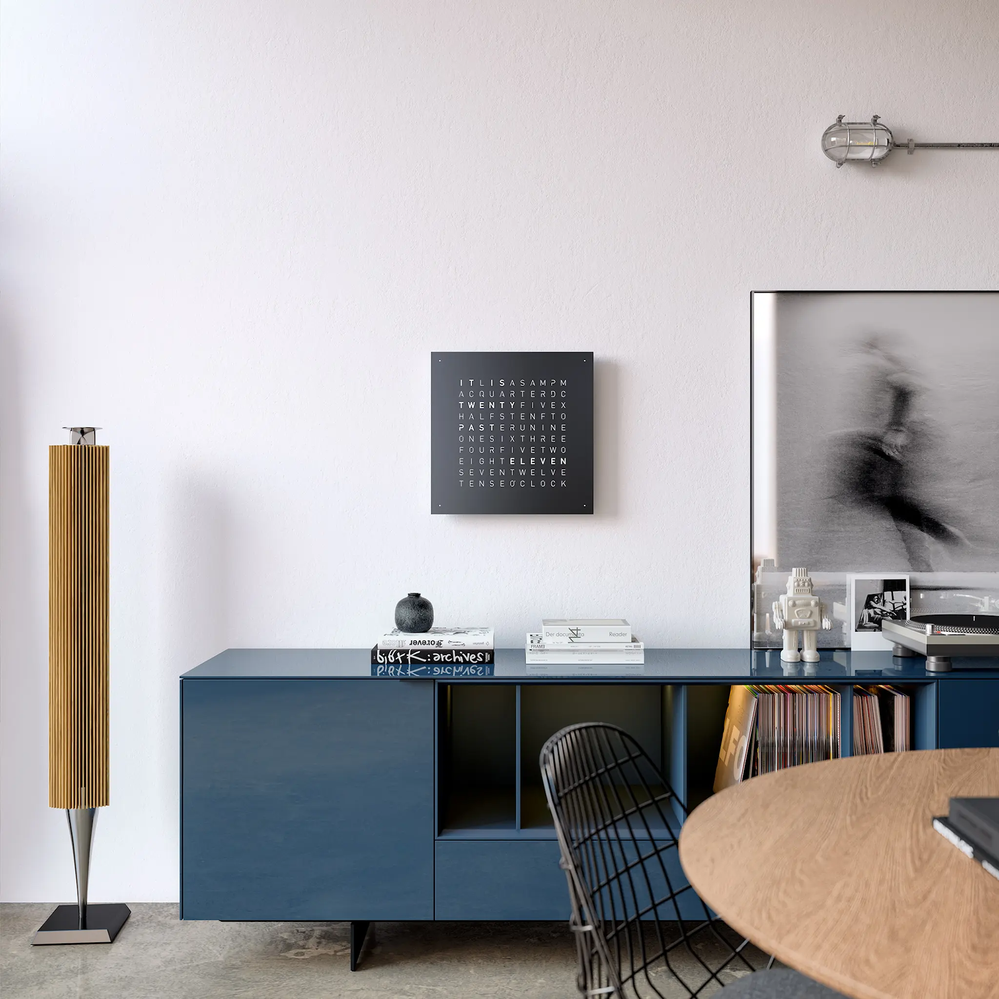Qlocktwo Earth 45 Creator's Edition – Black Pepper