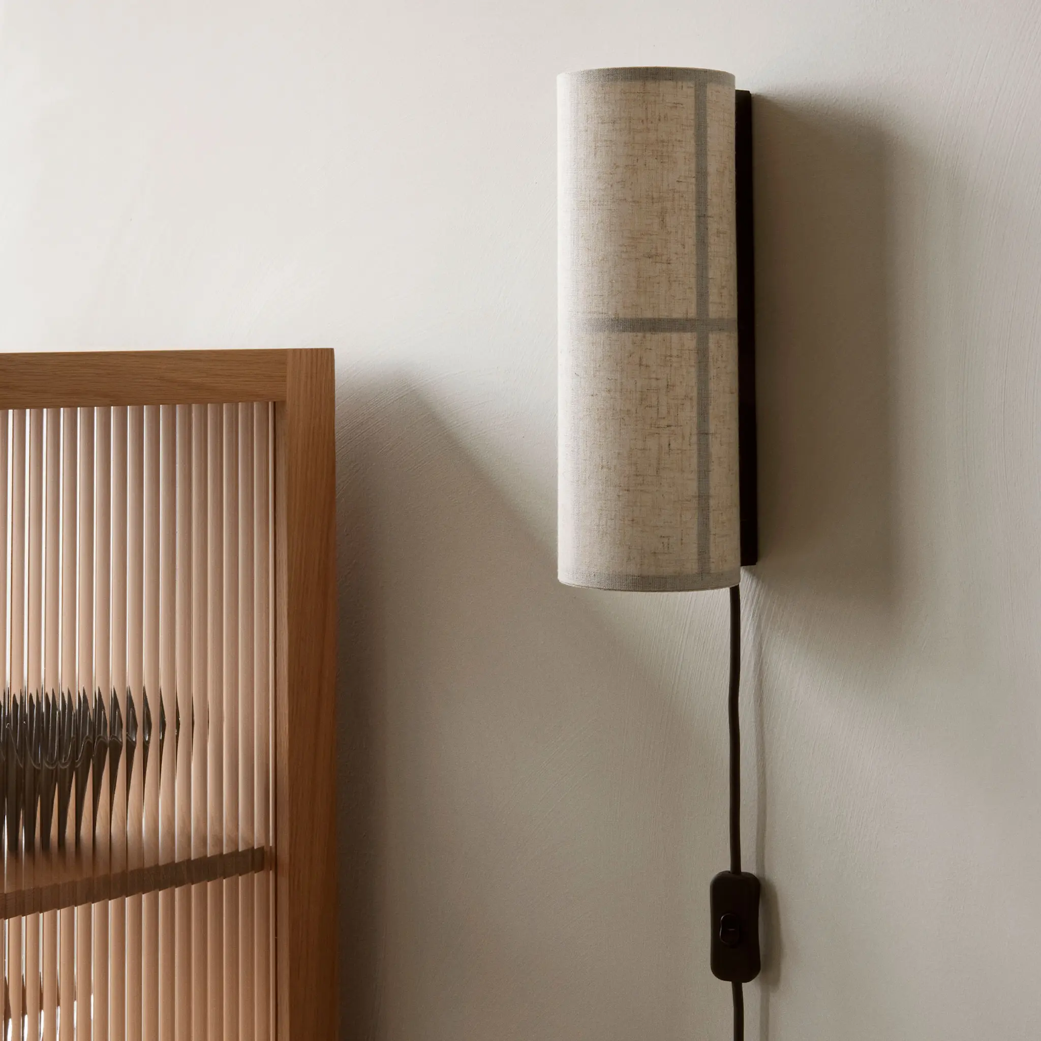 Hashira vägglampa