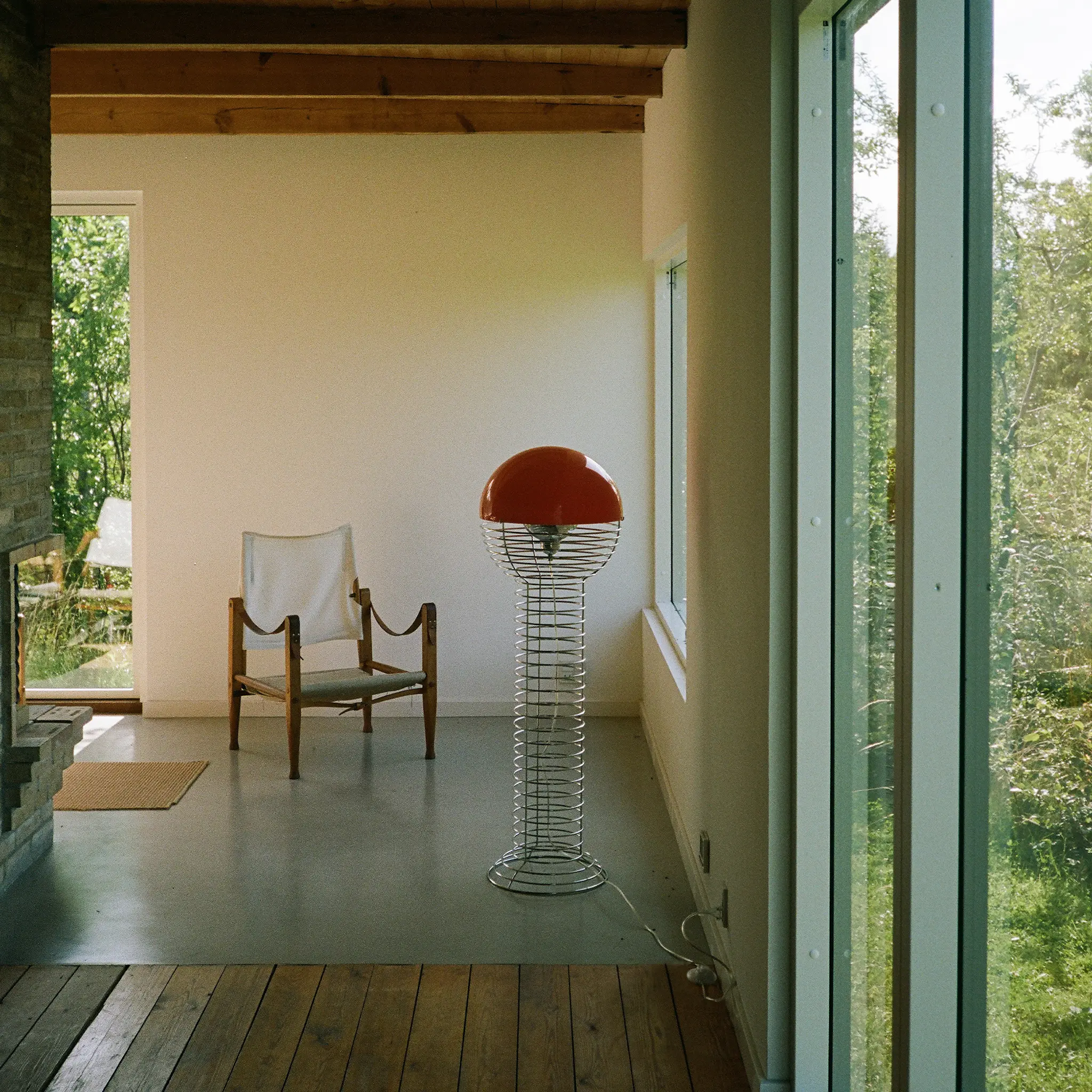 Wire golvlampa