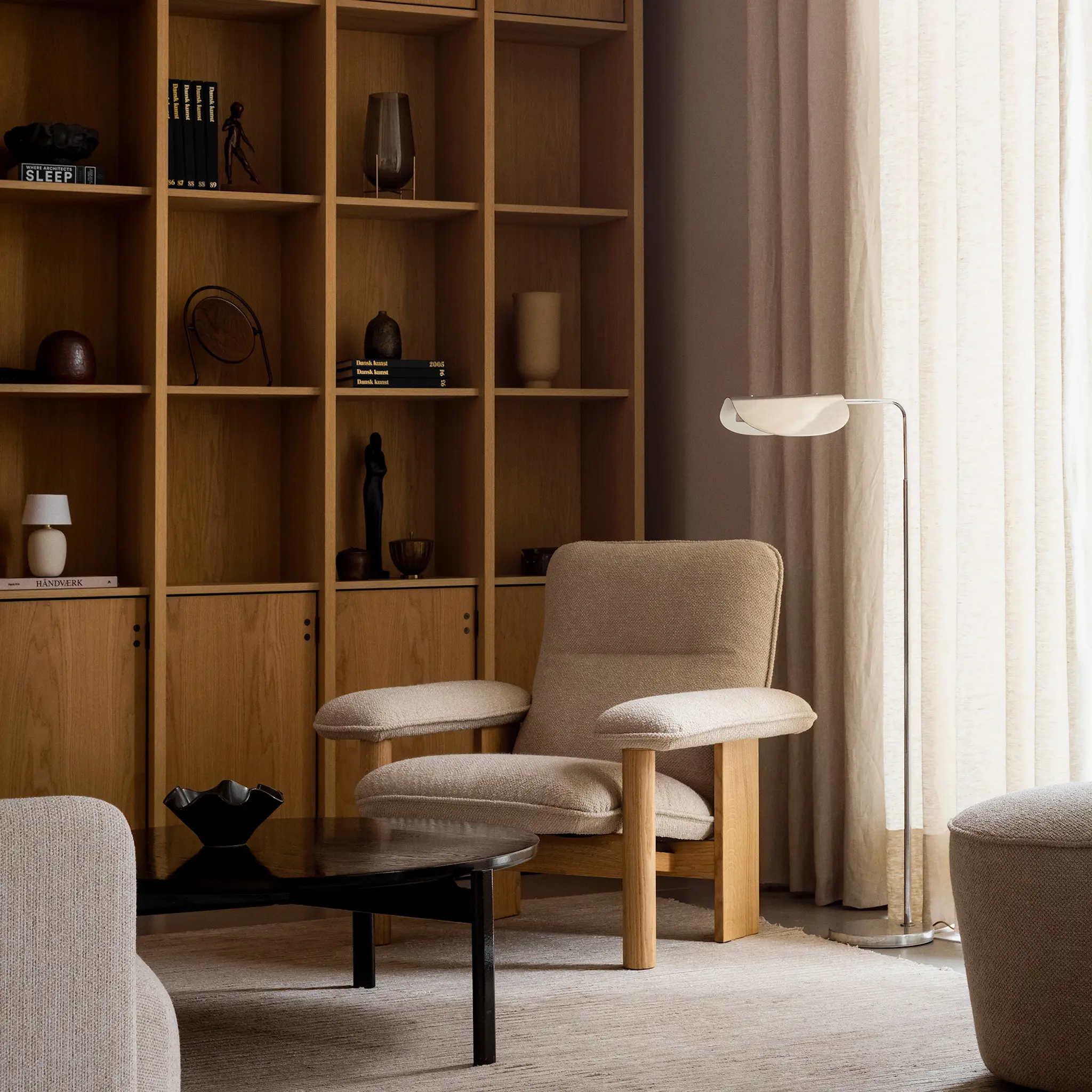 Wing Floor Lamp Non-adjustable