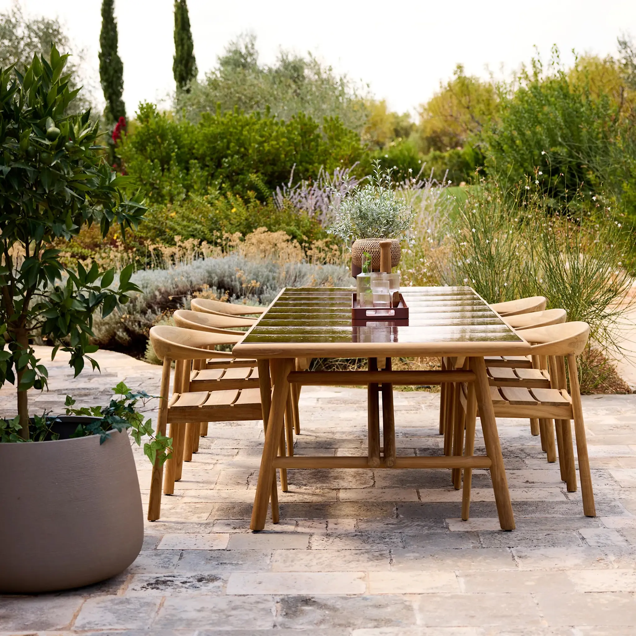 Sticks matbord utomhus 280 x 100 cm & Majestic stolar 6 st – Burgundy, Teak