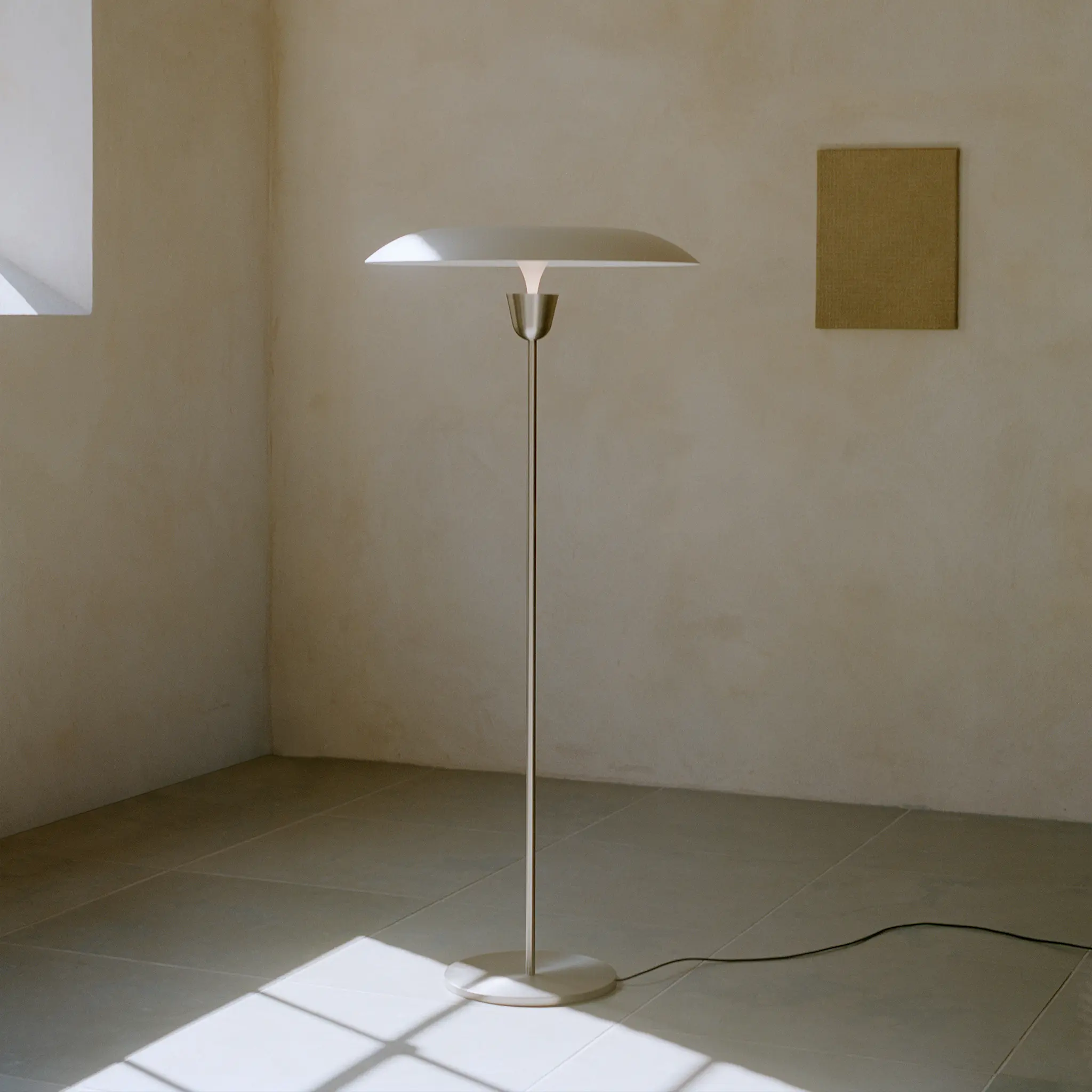 Kantarell golvlampa