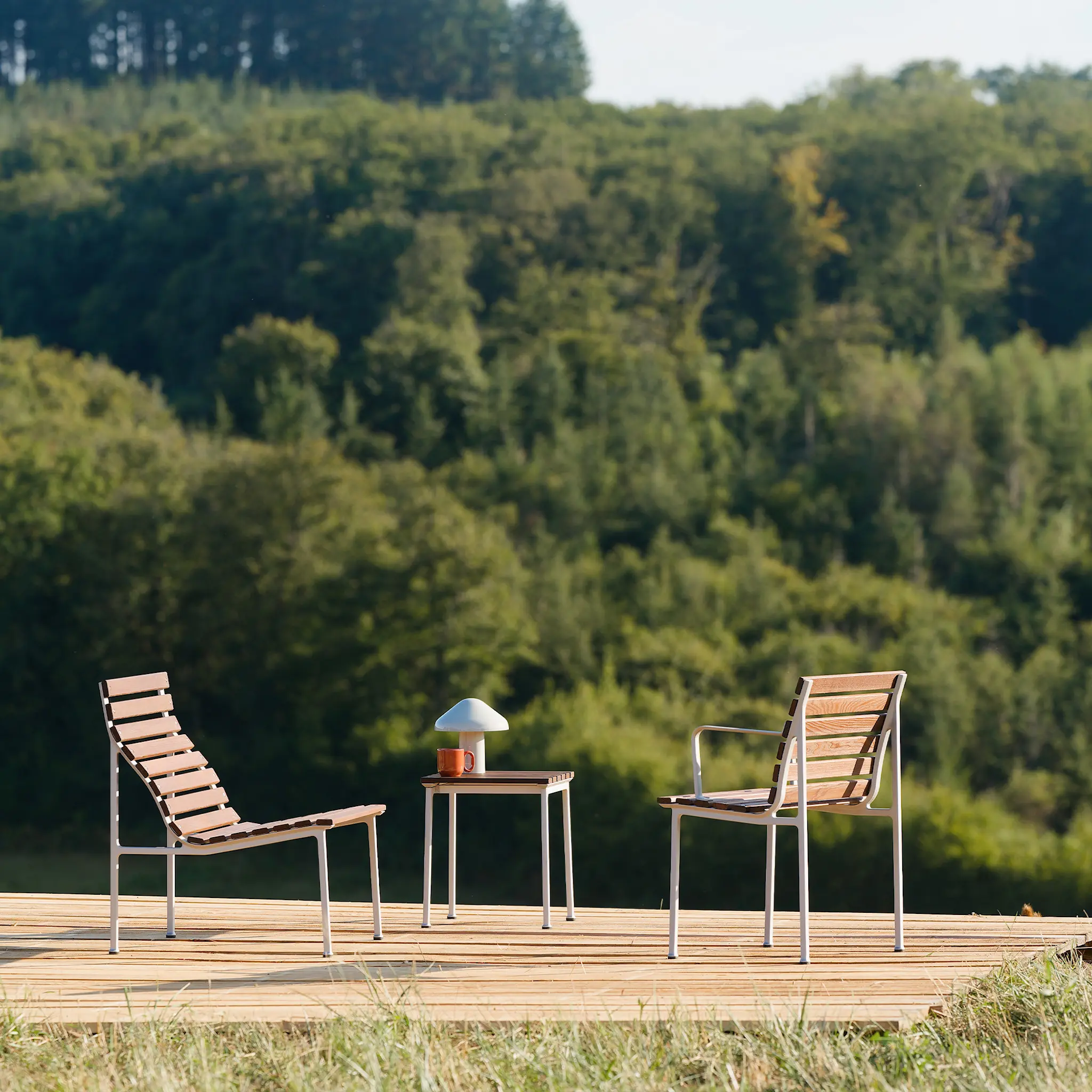 Traverse loungefåtölj - värmebehandlad oljad ask