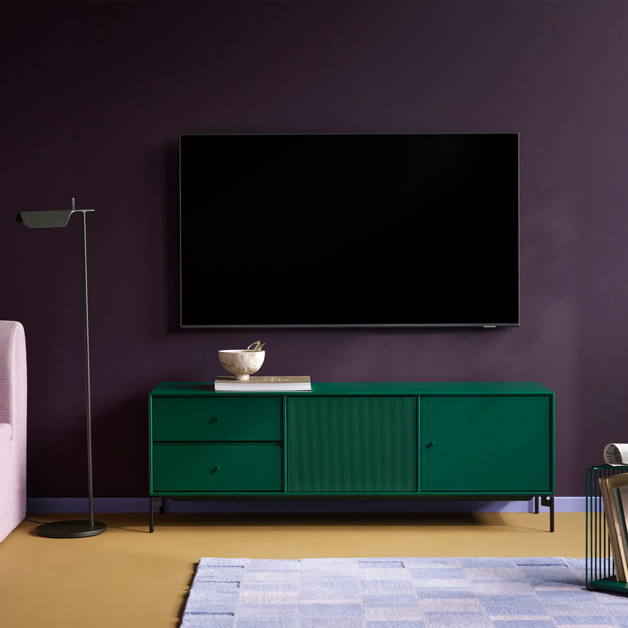 Montana Selection Octave VI TV-bänk sockel 7 cm