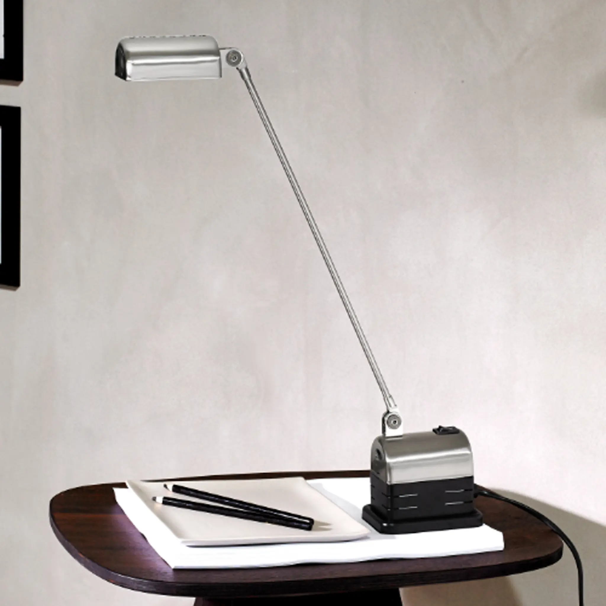 Daphinette LED bordslampa