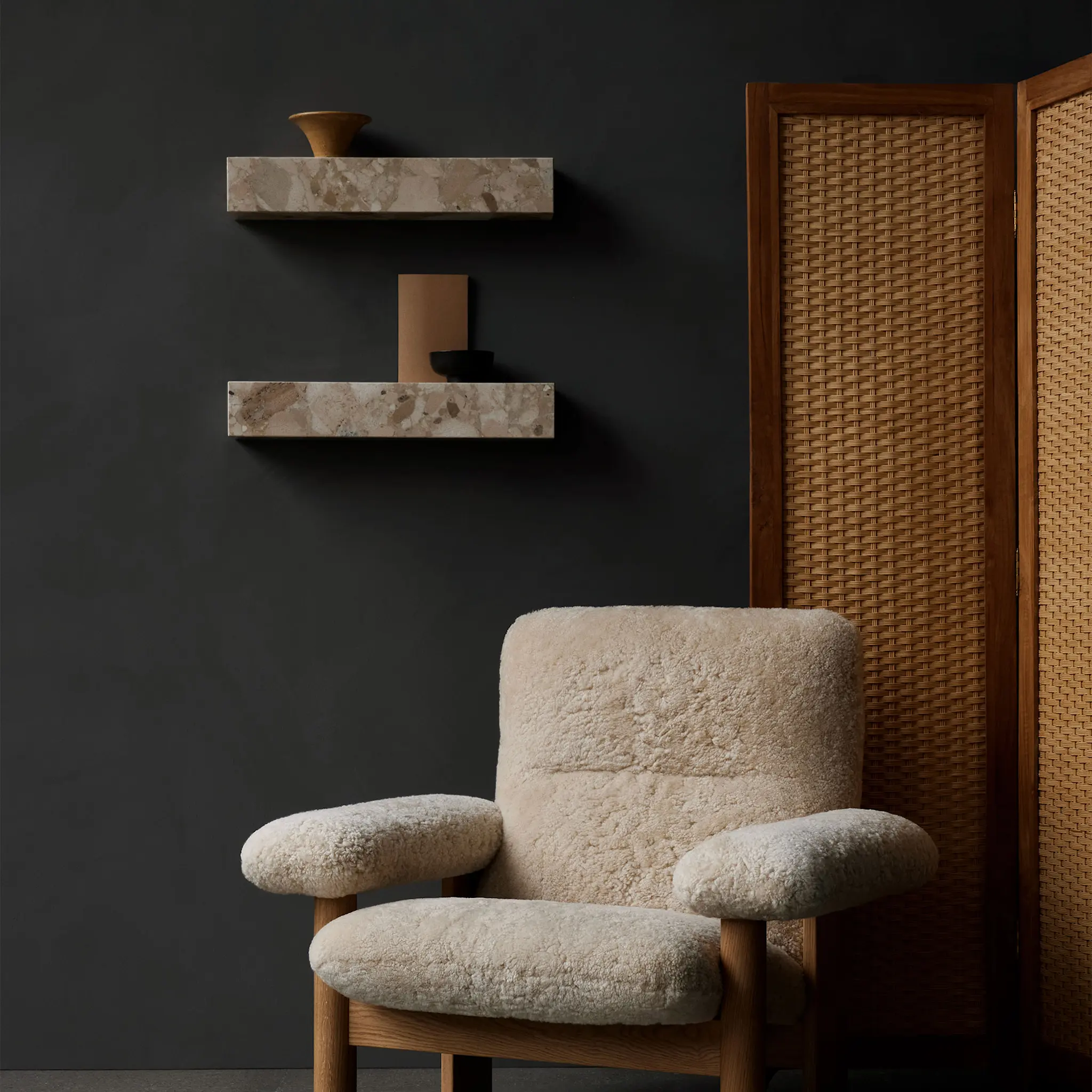 Plinth Shelf vägghylla