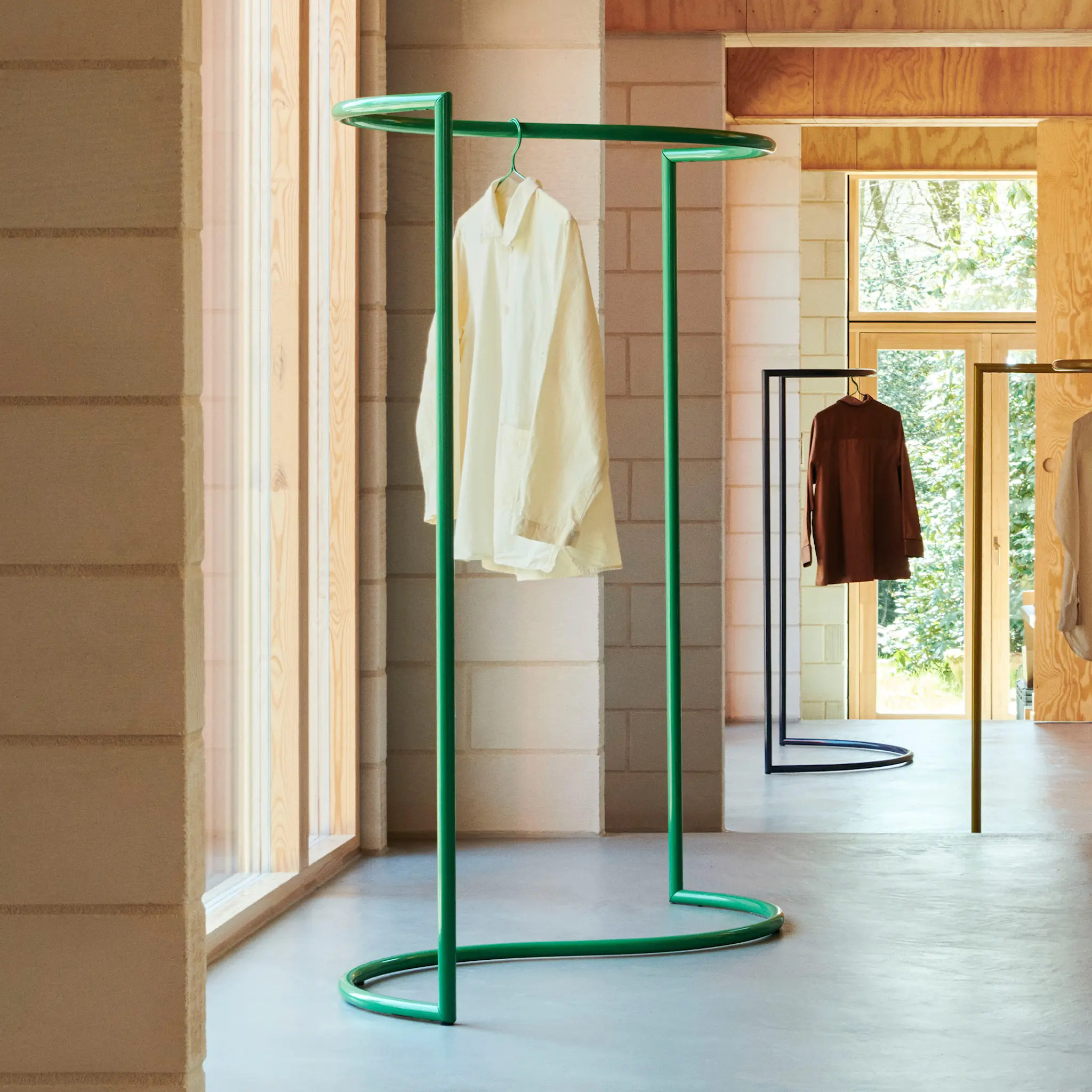 Colour Rack S-Shape Dijon