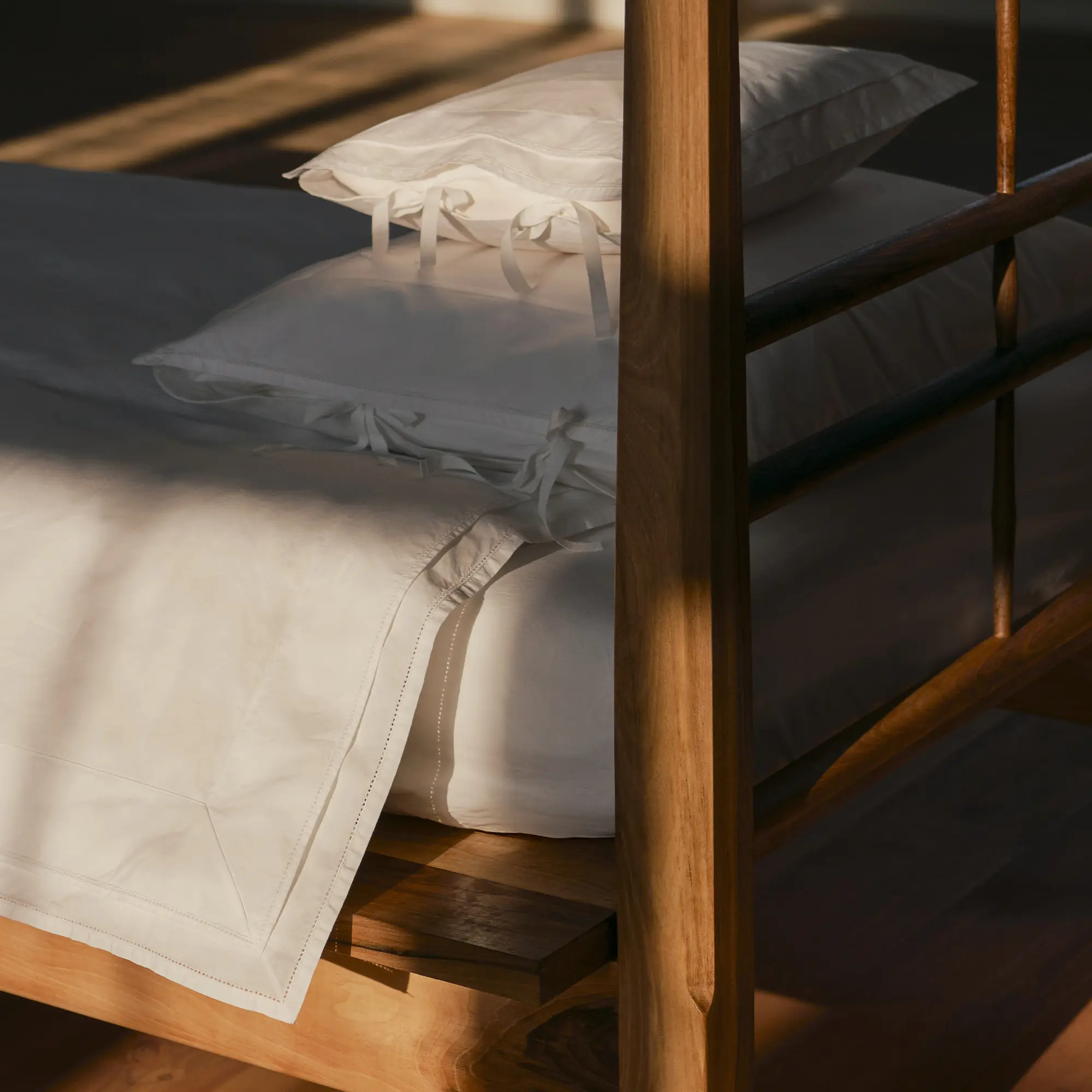 10808180__P_image_d1065db3-beaa-42a7-8d10-464c3d19727a