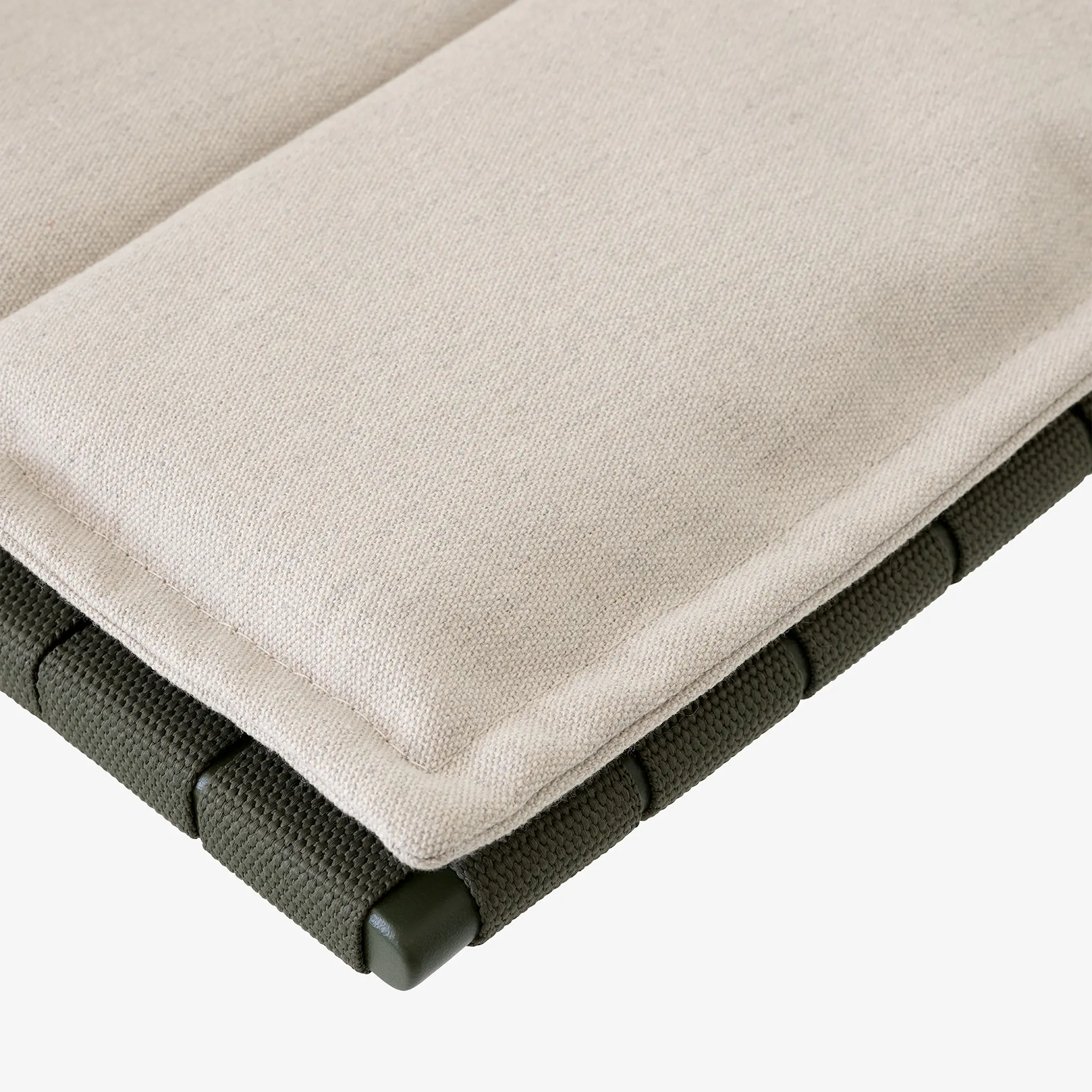 Ville Chair AV33/AV34, Cushion, Sunbrella Heritage Papyrus