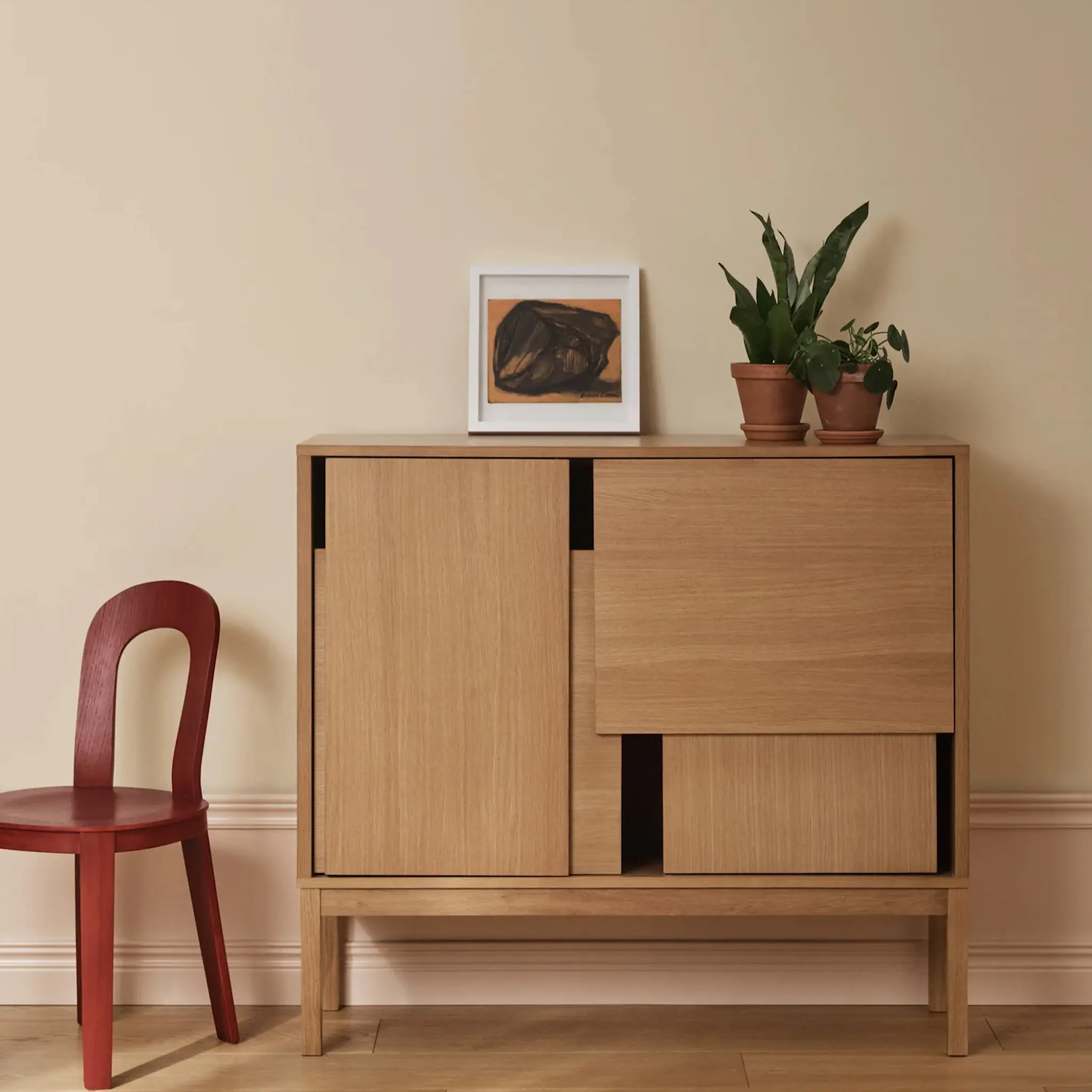 Layer Sideboard with legs Dark Oak