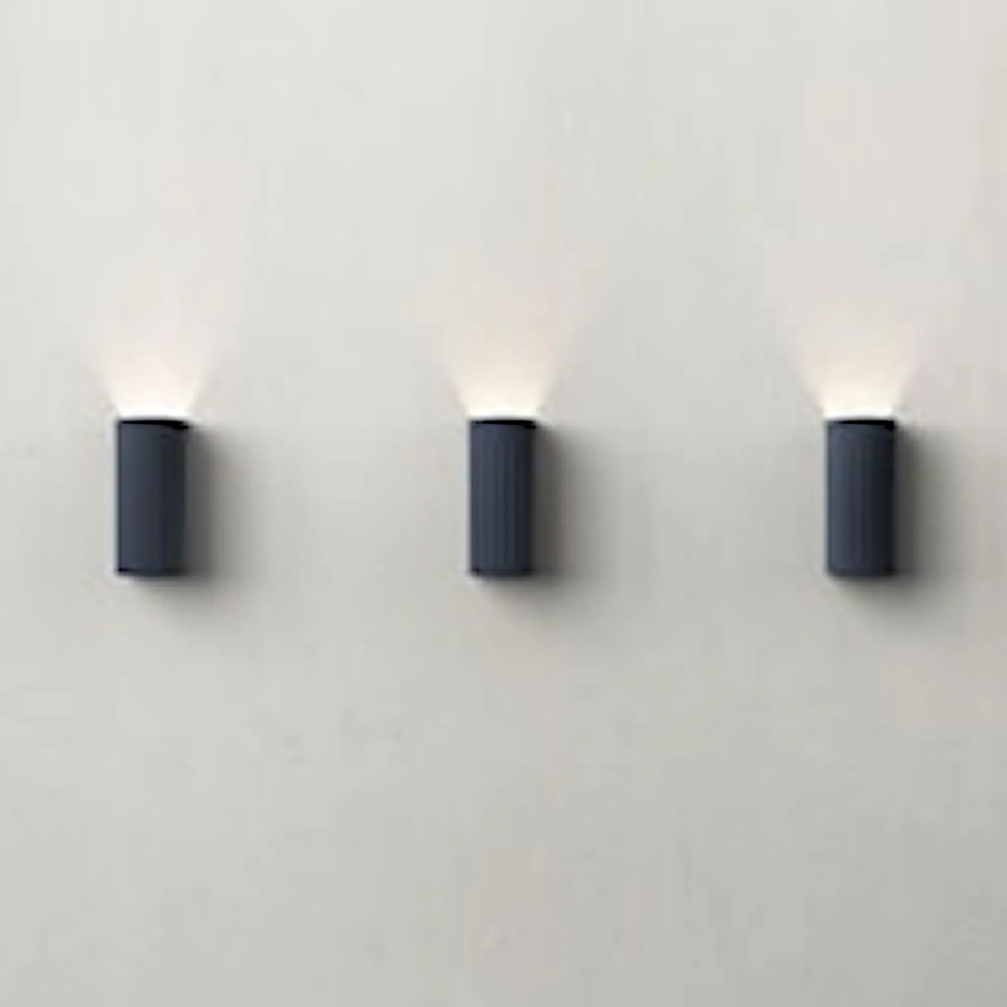 Donna Wall Lamp