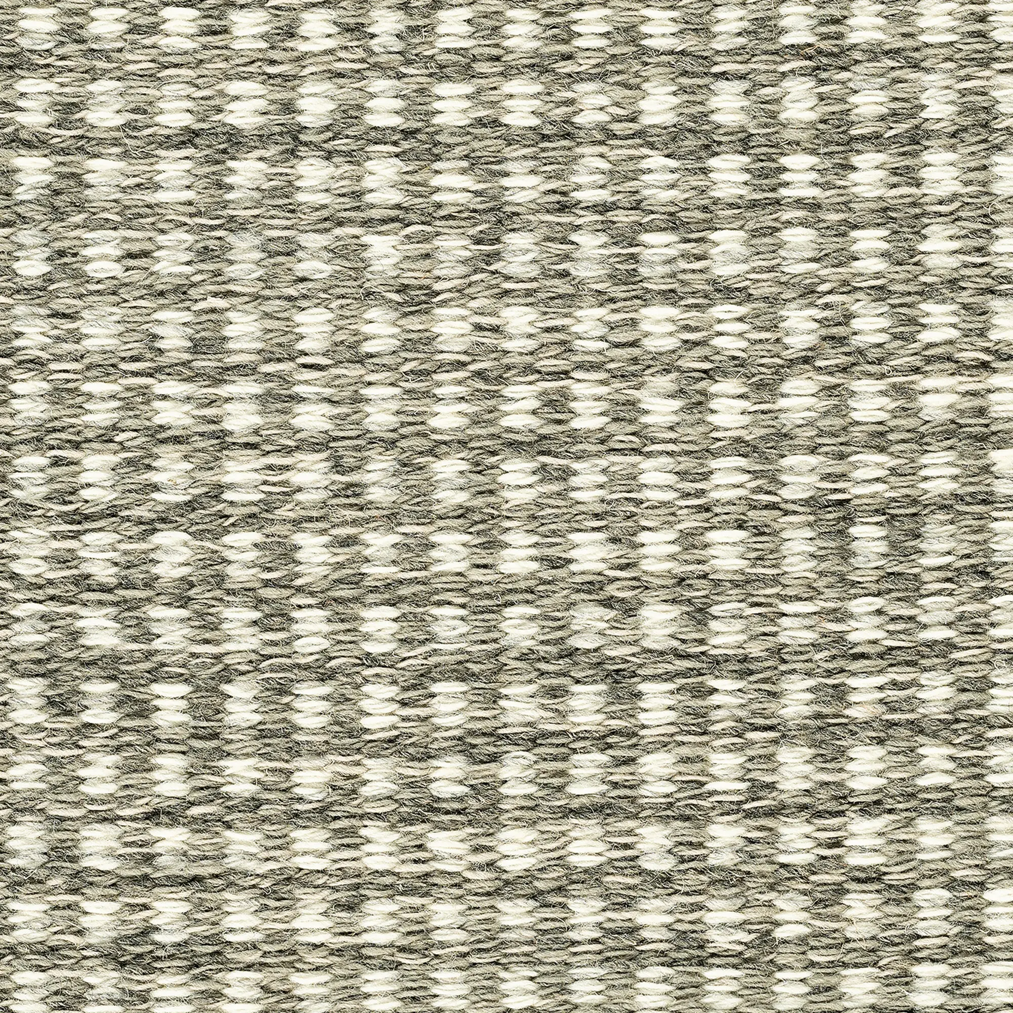 10712403__P_image_f9695082-30ae-4ea3-8005-616205fc4747
